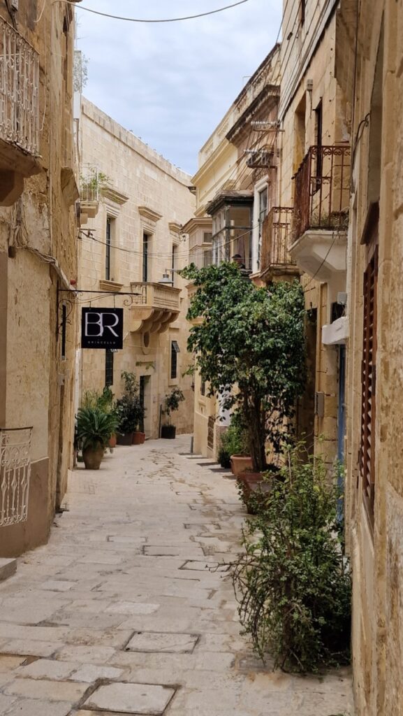 Málta Three Cities utcakép