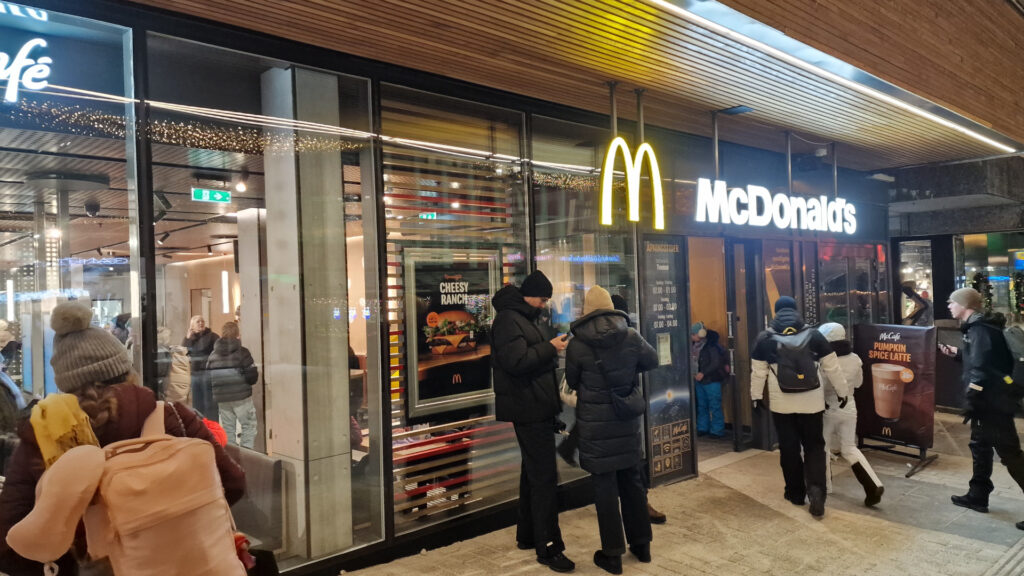 Legészakibb McDonald"s kívülről