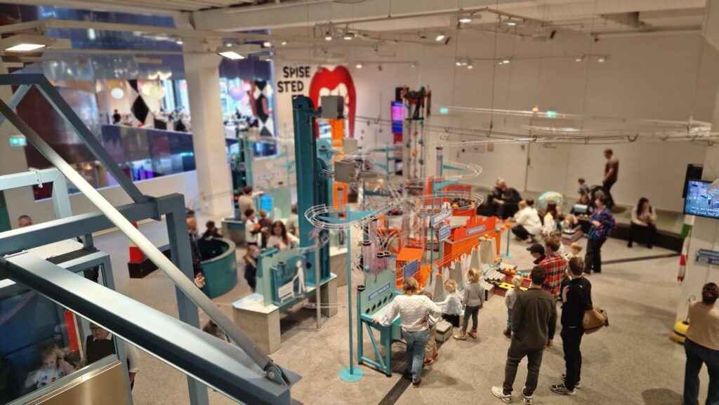 Koppenhága Experimentarium szállítmányozás